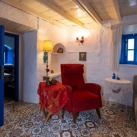 Holiday home Authentic House *