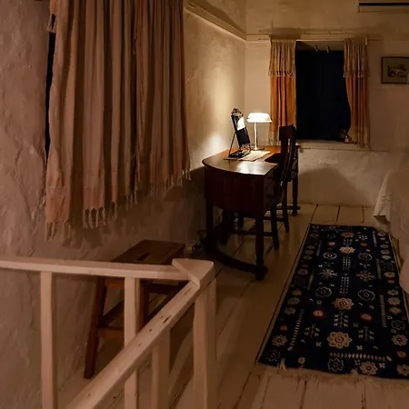 Authentic House
